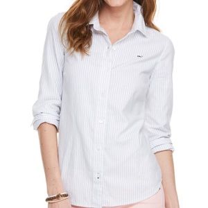 Vineyard vines button down shirt